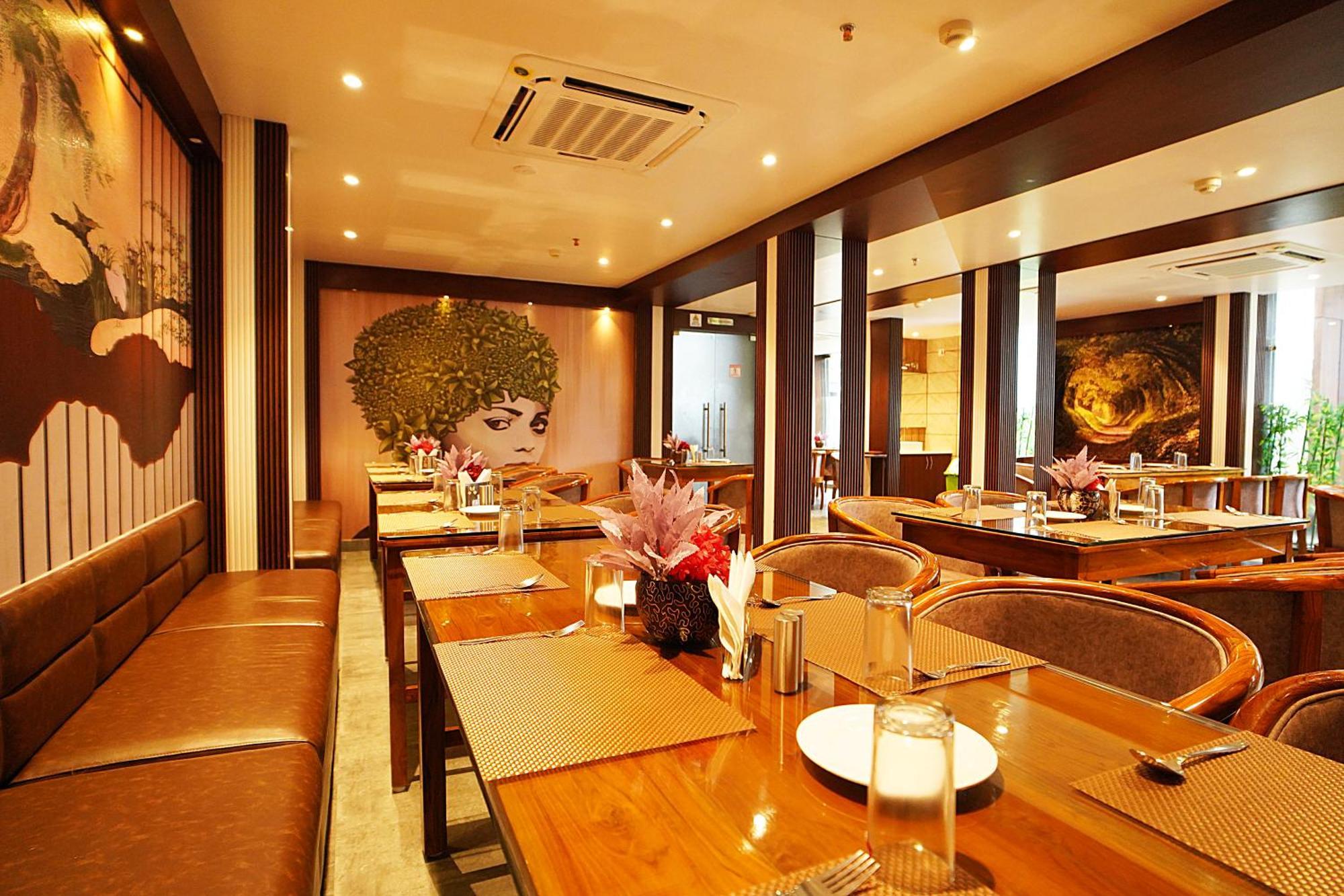 Blue Waves Hotel Tajpur 外观 照片